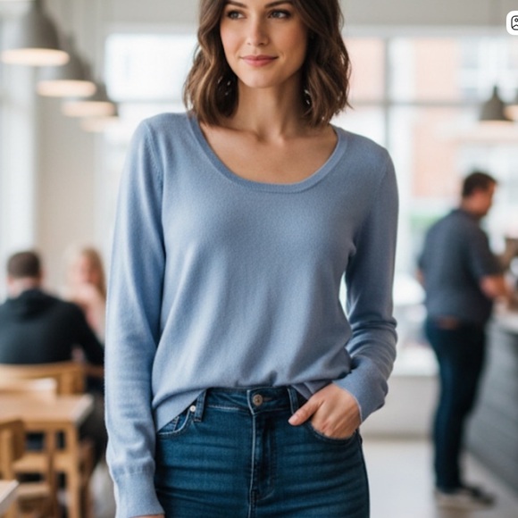 NAADAM Sweaters - Naadam Cashmere Silk Blend Scoop Neck Soft Classic Sweater Light Blue Size Small